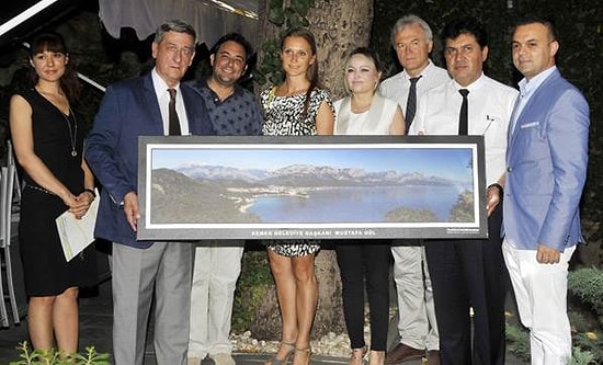 MHP, Rus Pilotun Ailesine Ev Teklifi Yapan Başkanını İhraç Ediyor