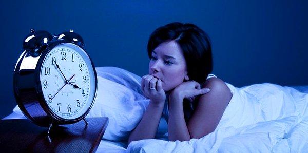 6. Surrey Üniversitesi'nde yapılan bir başka çalışmaya göre kadınların %18'i haftanın en az beş günü uykusuzluk çekiyor.