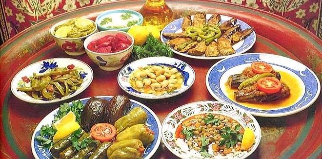 Azerbaycan mutfağının ağzınızın tadını damağında bırakacak en lezziz 15 yemeyi