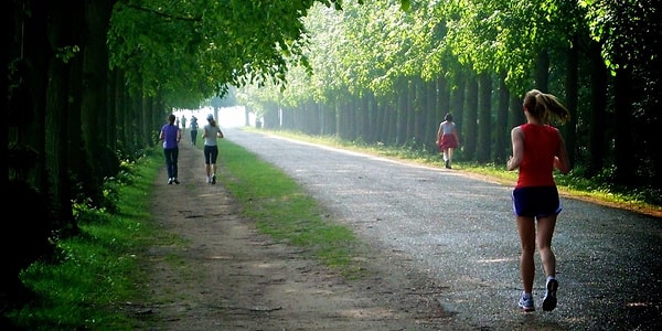 5. Исследования подтвердили, что физические упражнения снижают риск развития воспаления дыхательных путей у людей, страдающих астмой.