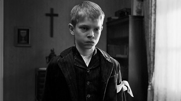 14. Белая лента