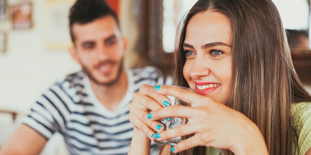 5 причин, по которым девушки заставляют парней ждать, даже если хотят переспать с ними