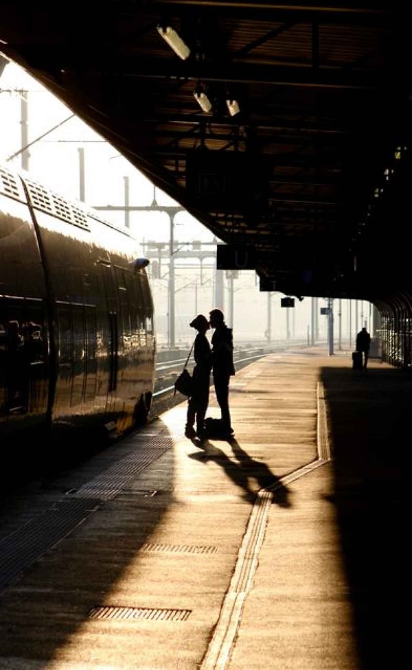 8. «Мы с моим парнем вместе уже 2 года. Но я все еще не готова расстаться с невинностью»