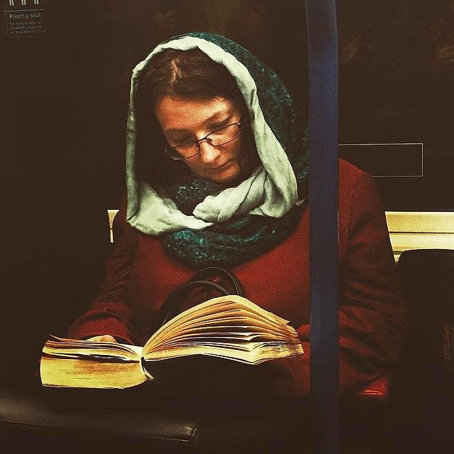 Metroda Gizlice Çektiği İnsanları 16. Yüzyıl Tablosuna Dönüştüren Fotoğrafçıdan 16 Çalışma