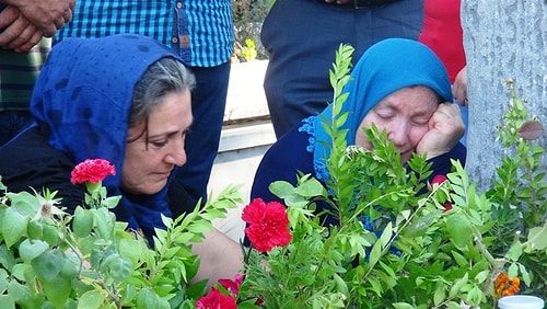 Mezarı başında anıldı