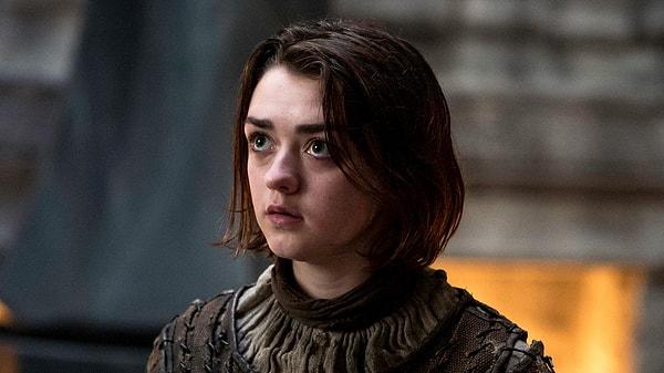 Game of Thrones serisindeki Arya Stark karakteriyle tanınmış İngiliz oyuncu Maisie Williams'ı daha önce duymuş olabilirsiniz.