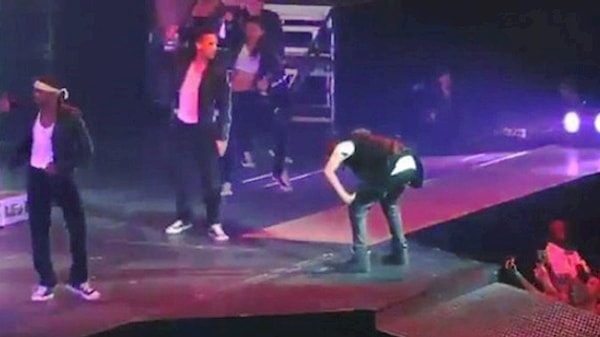 8. Джастина Бибера вырвало на сцене