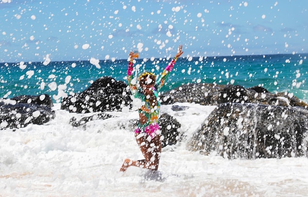 1. Beyonce went on a vacation in Hawaii with her family to relax after her world tour that lasted for weeks.