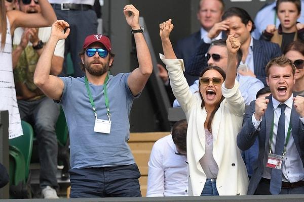 5. Bir ayrı bir barışık sevgililer Bradley Cooper ve Irina Shayk, Federer'i işte böyle destekledi.