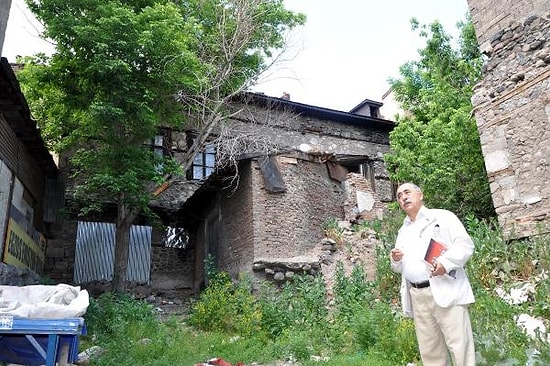 Erzurum'da Atatürk'ün Kullandığı Tarihi Konak Kaderine Terk Edildi