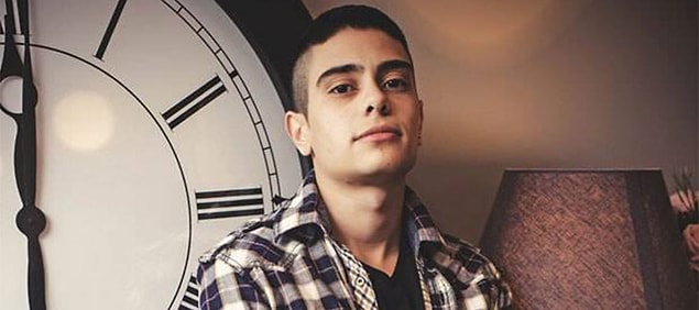 "Kendi cinsleriyle birlikte olacaklarsa, ameliyatla cinsiyet değiştirsinler o zaman!" diye mi düşünüyorsunuz? Gene yanlış...