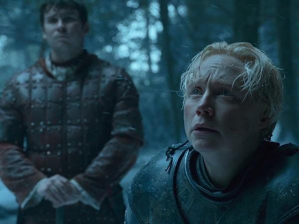 1. İlk bölümde Sansa ve Brienne sonunda bir araya gelmeyi başarmıştı...