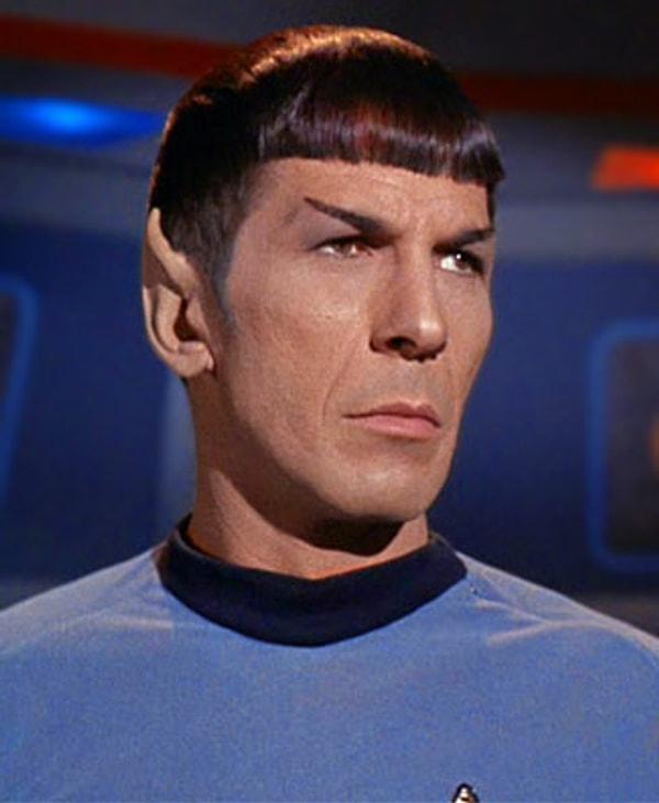 18. Spock karakterinin cinsiyeti başlangıçta kadın olarak düşünülmüş
