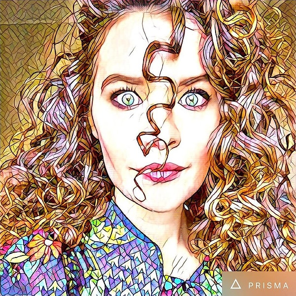 5. Фотографии стилизуются под картины известных художников. Например, Пикассо или Ван Гога.