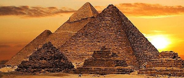 Antik Mısır hakkında komplo teorileri
