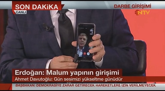 Abdullah Gül’den Çağrı: "Milletim Demokrasiye Sahip Çıkmalı"