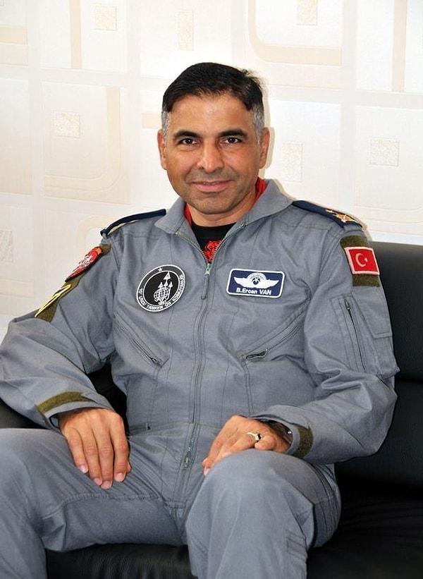 İncirlik Hava Üssü Türk 10. Tanker Üs Komutanı Tuğgeneral Bekir Ercan Van