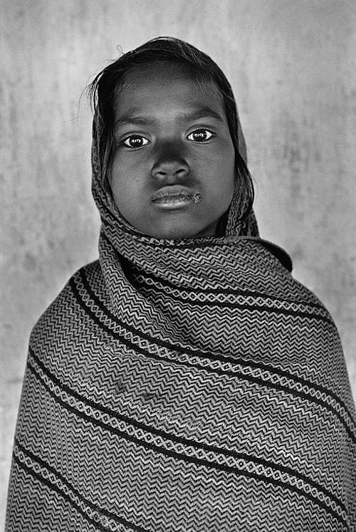 Sudanlı Çocuk Sığınmacılar için Natinga Okul Kampı , Güney Sudan, 1995