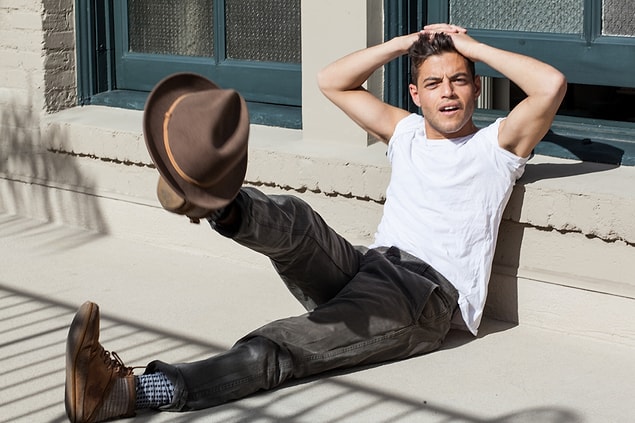 Rami Malek’in başarılarının devamını diliyor ve 2. sezonun yeni bölümlerini büyük bir heyecanla bekliyoruz!
