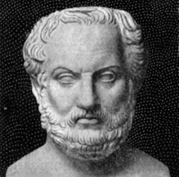3. “Biz Atinalılar, politika ile ilgili kararları uygun tartışmalardan sonra alırız; en kötü olan şey, sonuçları tartışılmadan bir politikanın uygulanmasıdır.” Thucydides