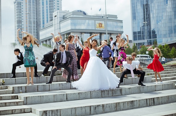 13. И, конечно же, никто не отменяет танцы