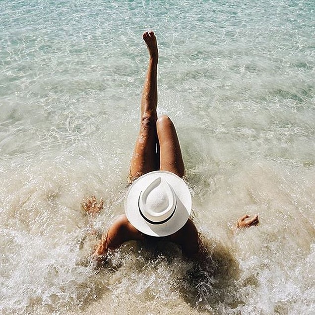 3. We missed straw hats! Thank god they're back this season!