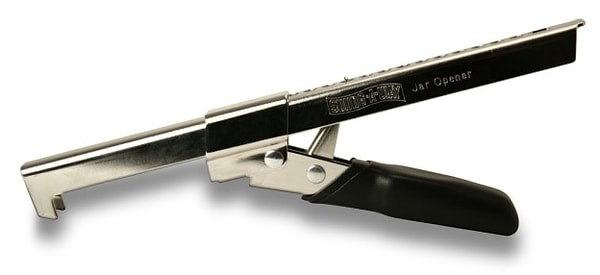 8. Удобная открывашка для консервов