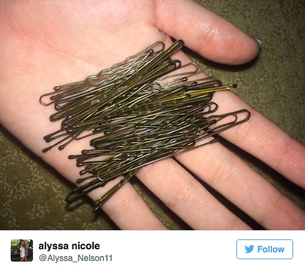 11. Для прически тебе понадобится как минимум штук сто невидимок