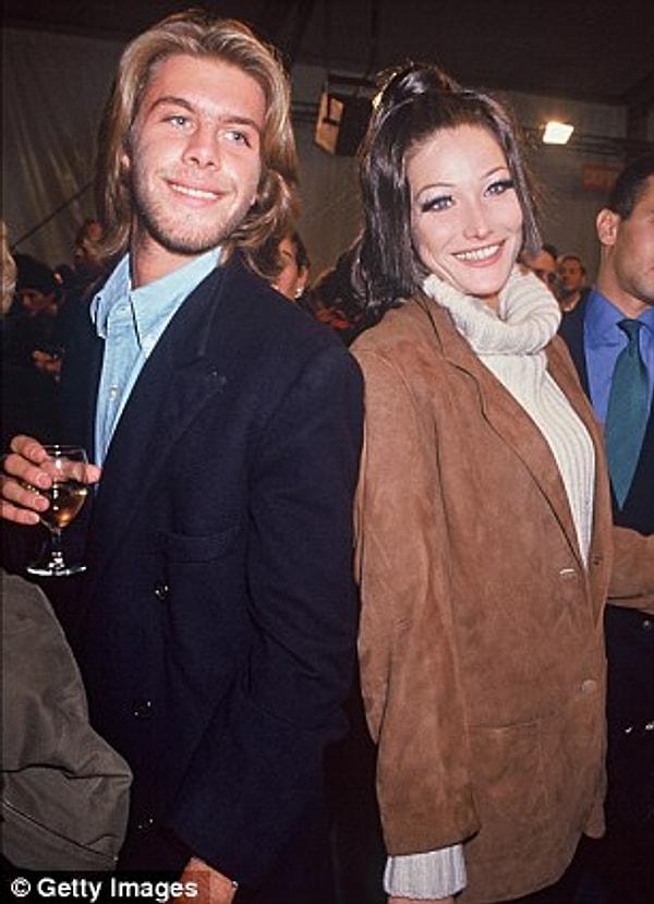 Prens Emanuele ve Carla Bruni; 1992 yılında Paris'teler (solda), Prens Emanuele 2000 yılında Monako'da (sağda)