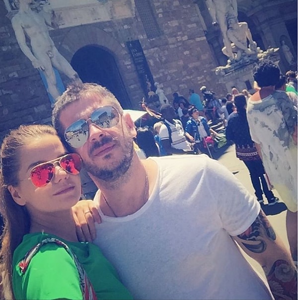 7. Пара спланировала совместный отдых, и сейчас они наслаждаются друг другом