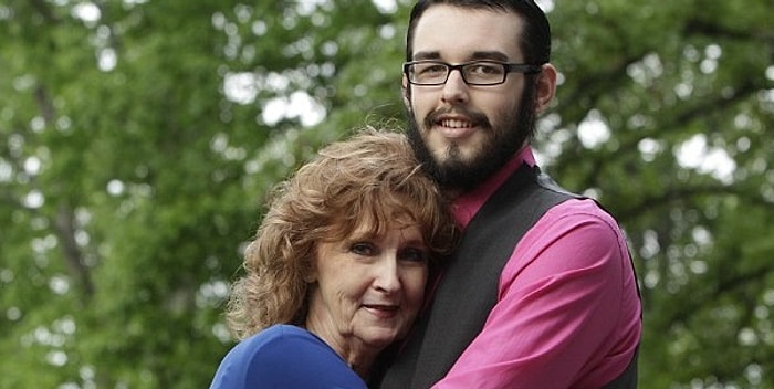 71 Yaşındaki Almeda İle 17 Yaşındaki Gary'nin Gamsızlara Yakışır Geniş Evliliği