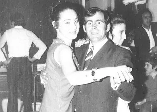 "Annem Ahmad ile evleneceğimi söylediğinde ağlayıp sızladım. Evlenmek istemiyor, ailemle kalmak istiyordum".