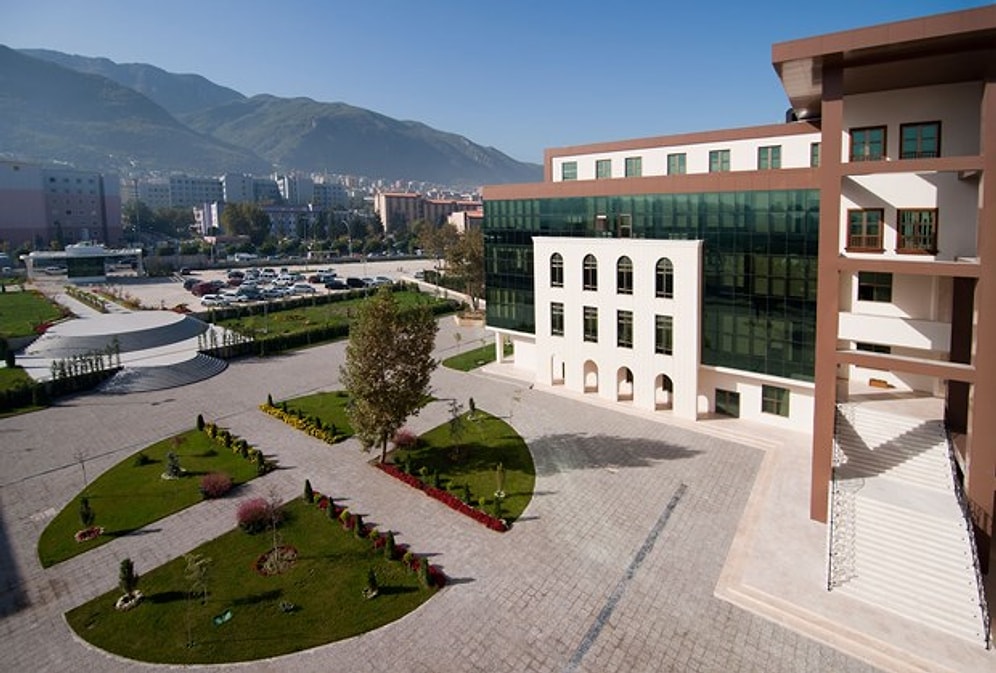 Resmi Gazete ile Kapatılan 15 Üniversite