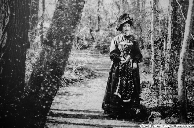En sonunda bir yol ayrımına gelen Camille, yoluna tek başına devam etme kararı aldı ve Rodin’i terk etti. Yaşadığı bu ayrılığın ardından, Camille Vals, Clotho, Olgunluk Çağı, Kayıp Tanrı, Geveze kadınlar, Sakuntala gibi en büyük eserlerini yarattı.