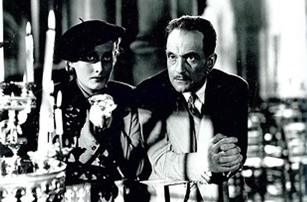 16. Ворон (1943)