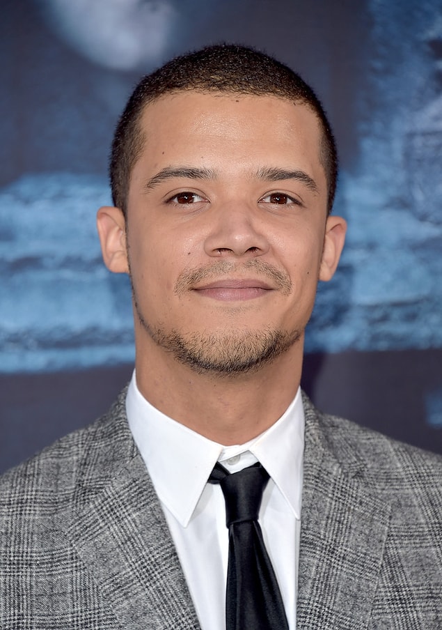 17. Gri Solucan - Jacob Anderson