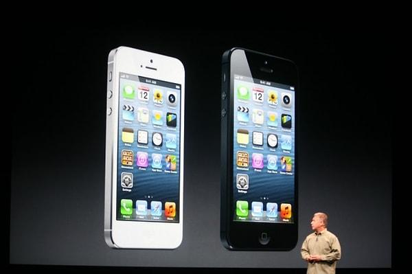 3. Apple şirketi 2012 yılında, günde ortalama 340,000 iPhone satmıştır.