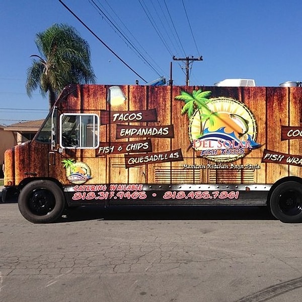 3. Ко всему прочему, в этих фургонах предлагают кухни самых разных стран мира. Тут и мексиканская, и японская, и индийская еда - какую ваша душа пожелает!