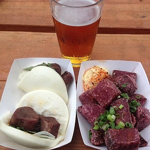 15. Хочется верить, что и в наших городах в скором времени появятся такие рестораны на колесиках. Вкусно, быстро и весело 😊😋👍