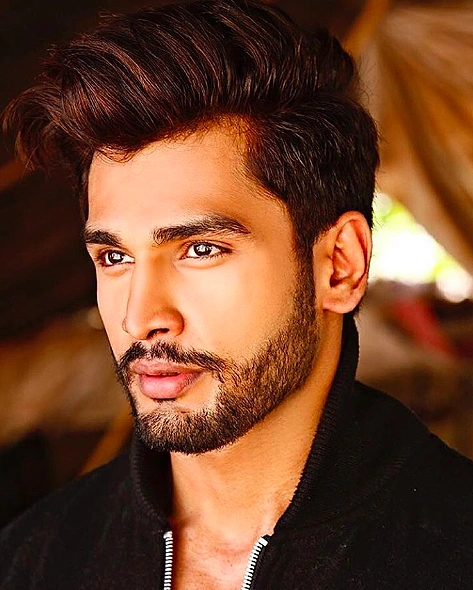 Dunyanin En Yakisikli Erkegi Unvanini Sonuna Kadar Hak Eden Rohit Khandelwal Le Tanisin Onedio Com