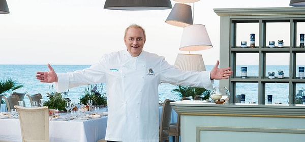 14. Кстати, примерно год назад открылся первый именной ресторан Альфонса Шубека за пределами Германии. Отведать высокую кухню теперь можно и на курорте Forte Village в Сардинии.