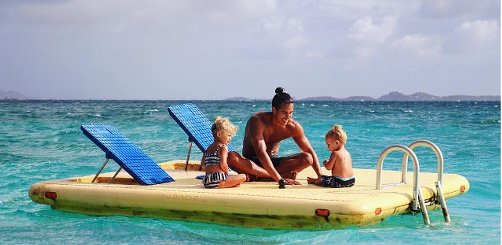 Молодой бизнесмен продал свою компанию, чтобы всю жизнь путешествовать с семьей