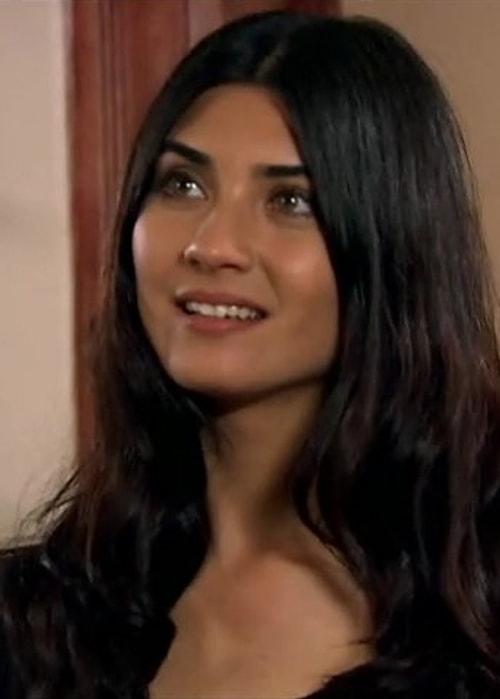 Tuba Büyüküstün