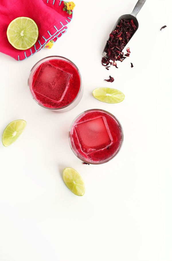 7. Коктейль с гибискусом