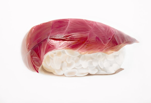 10. А иногда на такие суши бесподобного цвета!