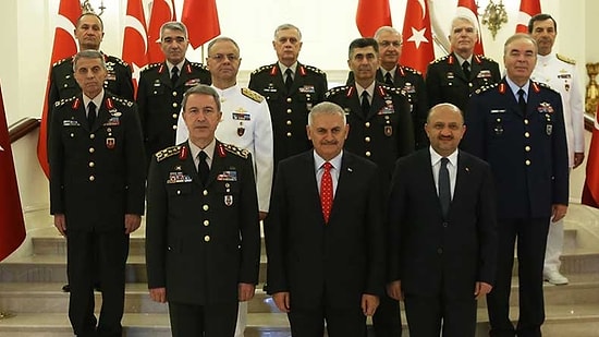 Darbe Girişiminin Ardından Yapılan YAŞ'ta Kararlar Açıklandı