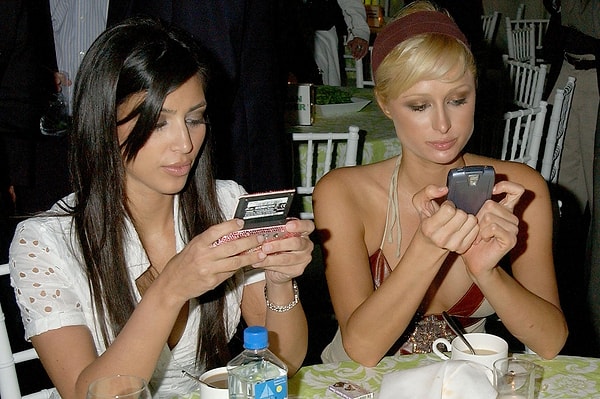 2. Все было несколько иначе: когда-то Ким работала личным ассистентом Пэрис.