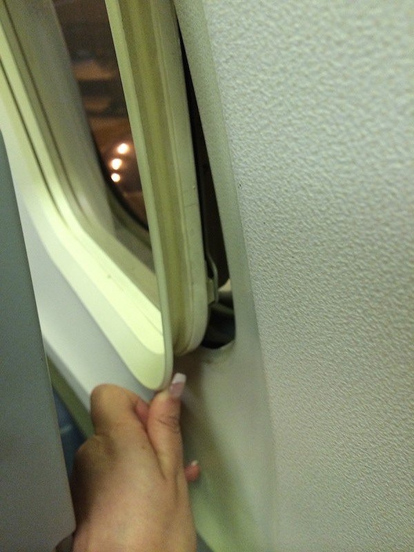 13. Вас трясет при мысли о самолете, но вы перебороли себя, купили билет, а там...