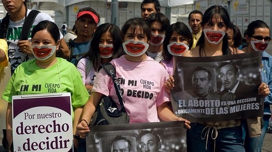 Meksika'da Düşük Yapan Kadına 50 Yıl Hapis