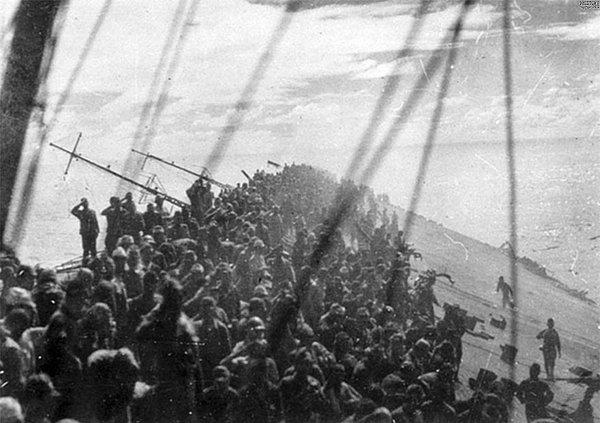 46. Gemileri Batmadan Önce Sancaklarına Son Bir Selam Verenler, Japon Uçak Gemisi Zuikaku, 1944